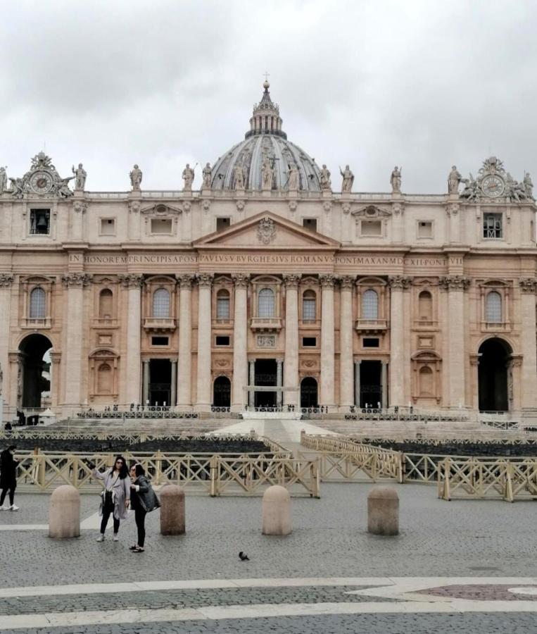 Vatican Apartment Borgo Pio Рим Екстер'єр фото
